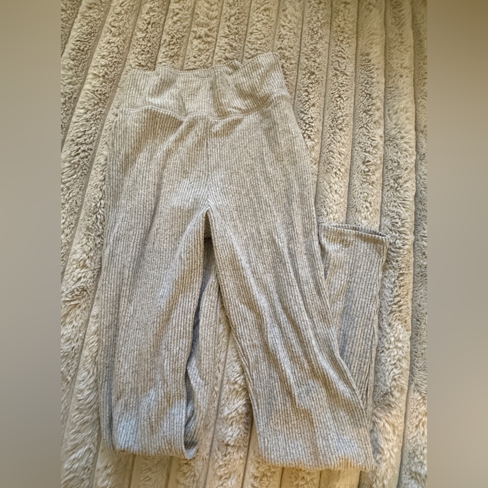 Abercrombie & Fitch Cozy Gray Ribbed Sleepwear Knit Pants